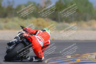 media/Sep-25-2023-Moto Forza (Mon) [[81ffa65e0a]]/B-C Group/Session 4 (Turn 2 Backside)/